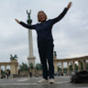 Meet your Posher, Suzanne